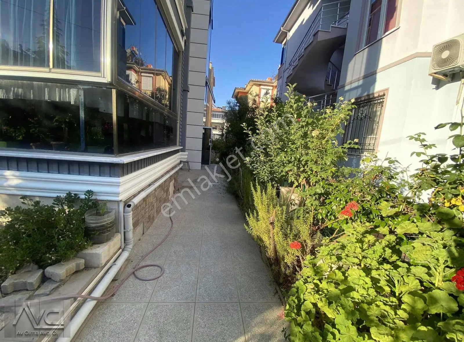 Avcıdan Altınolukta Ebeveyn Banyo 2+1 Ayrı Mutfak Ara Kat Daire - Görsel 3