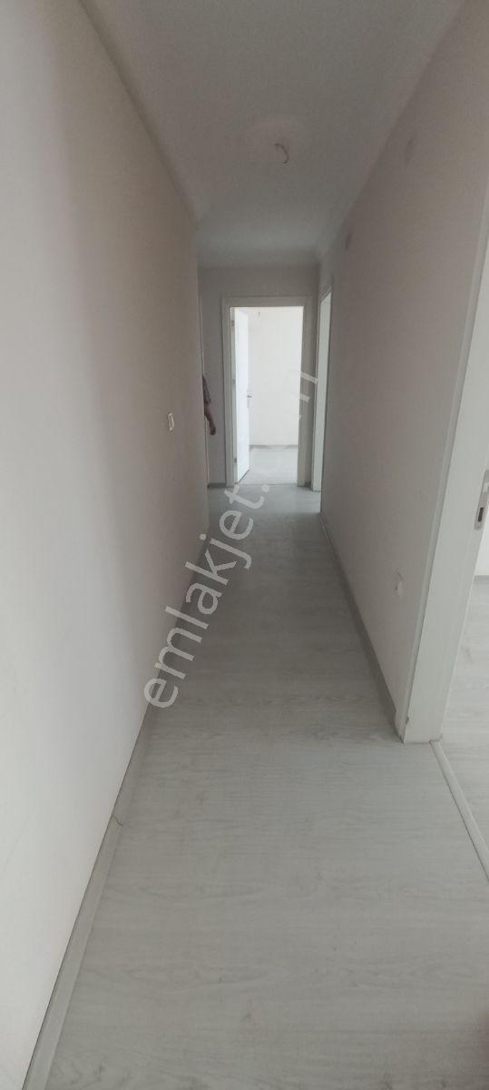 Kapalı Mutfak Kiralık 3+1 Daire - Görsel 4