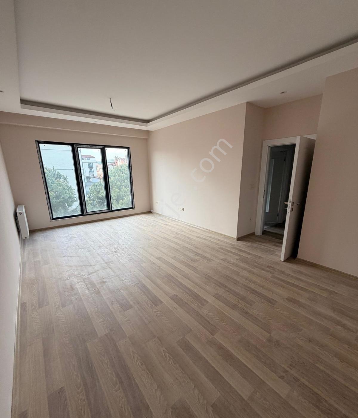 Kod 2196 Ekşioğlu Mah. Caddeye Yürüme Mesafesinde 2+1 Kiralık - Görsel 13