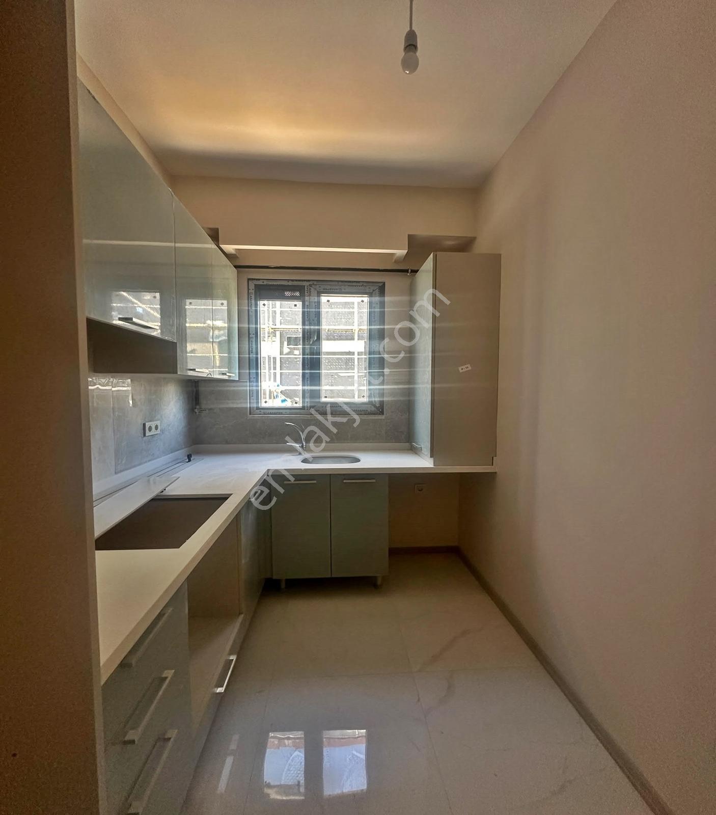 Kod 2196 Ekşioğlu Mah. Caddeye Yürüme Mesafesinde 2+1 Kiralık - Görsel 12