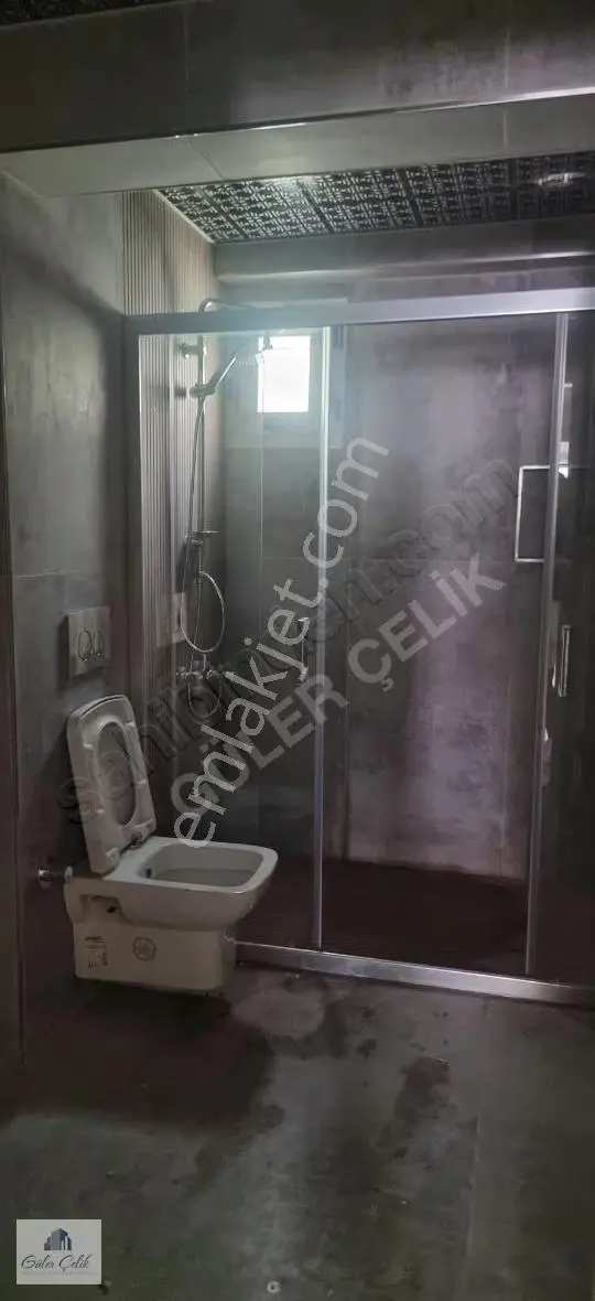 Narlıdere 'de Merkezi Konumlu Full Tadilatlı Kiralık İşyeri - Görsel 3