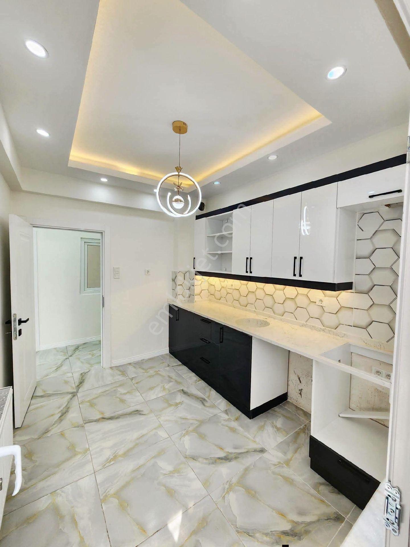 Samsun İlkadım Karadeniz Mahallesinde Kat Tapulu İçi Sıfır Yapılı 3+1 Satılık Daire - Görsel 3