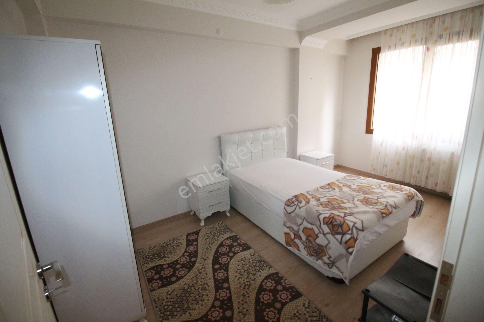 Arga'dan Buca Üçkuyular Meydan Yakını Eşyalı D.gazlı 1+1 Kiralık Daire. - Görsel 3