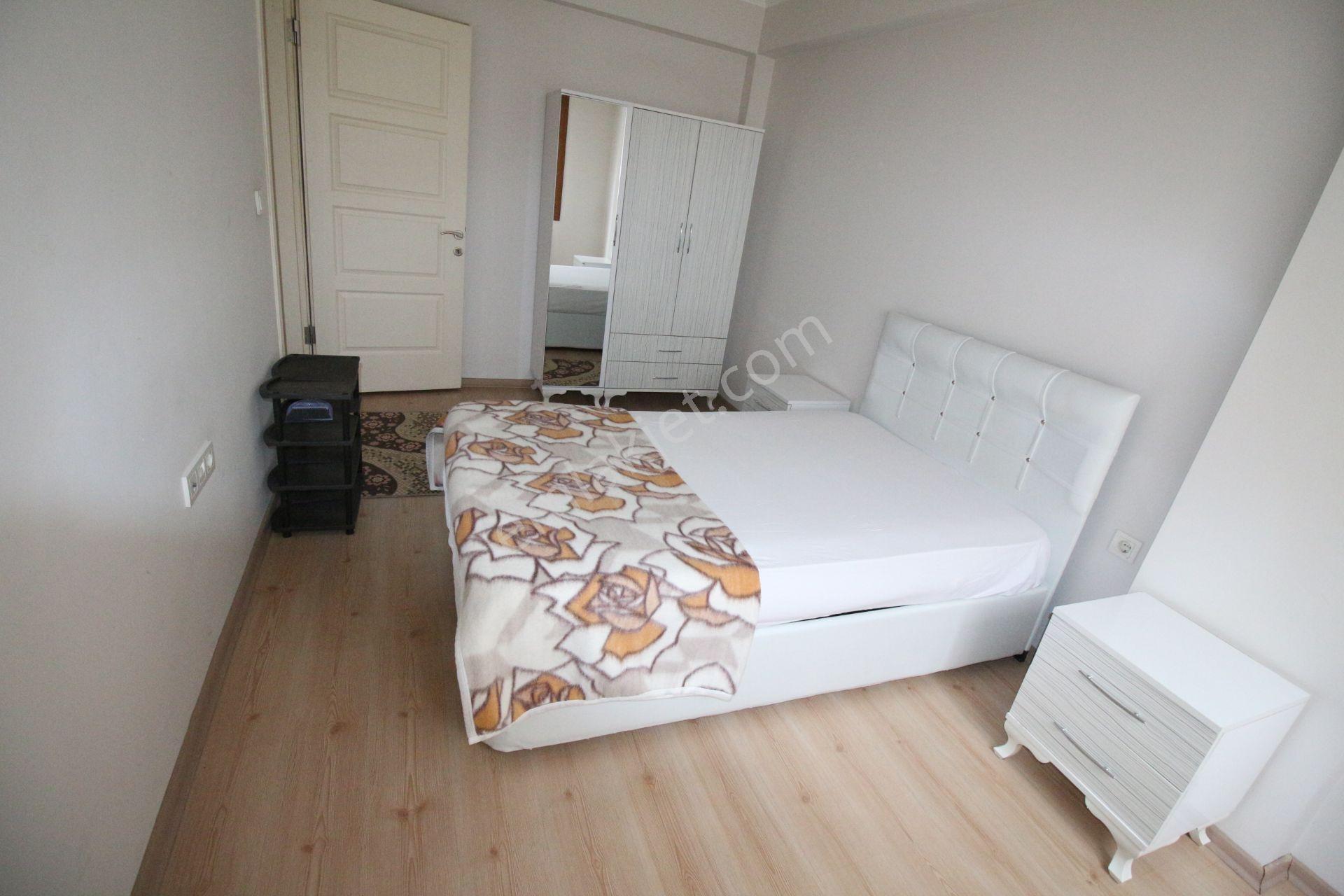 Arga'dan Buca Üçkuyular Meydan Yakını Eşyalı D.gazlı 1+1 Kiralık Daire. - Görsel 5