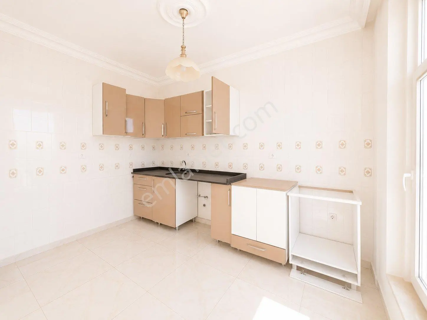 Konaklı Alaydın Sitesi’nde Satılık Villa - Görsel 2