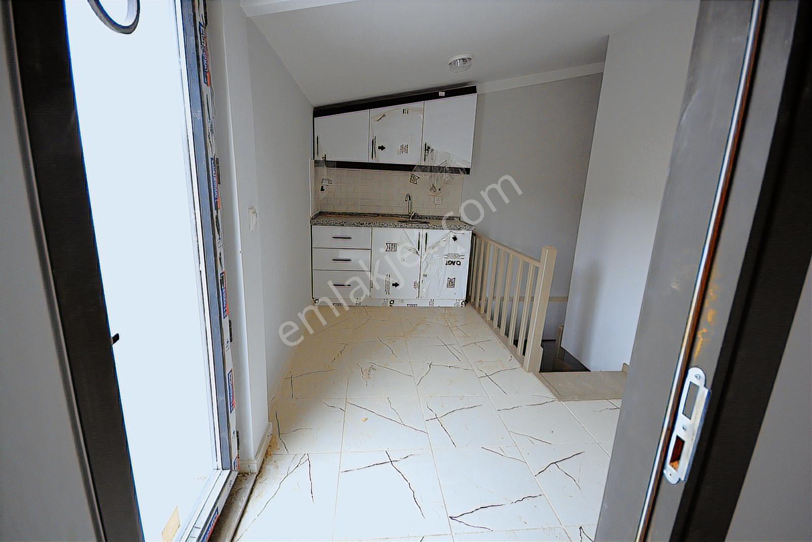 Satılık*120 Mk.çift Banyo Çift Mutfaklı 4+2 Kp Otoparklı Dubleks - Görsel 19