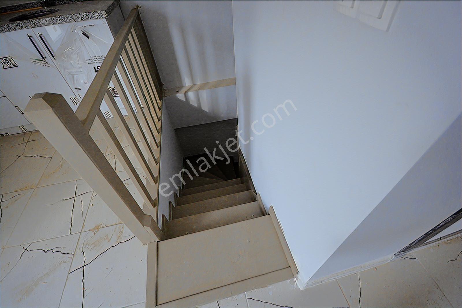 Satılık*120 Mk.çift Banyo Çift Mutfaklı 4+2 Kp Otoparklı Dubleks - Görsel 17