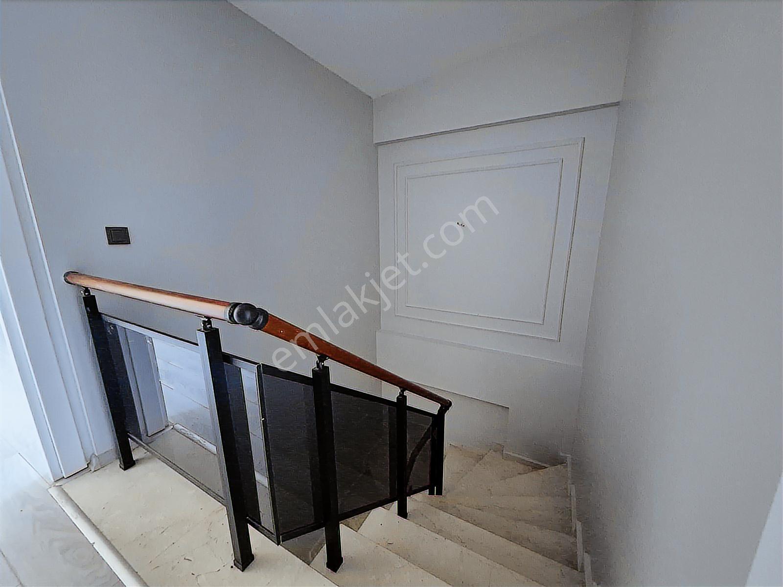 Karşıyaka Donanmacı 5+1geniş Ferah Teraslı Dubleks Kiralık Daire - Görsel 17