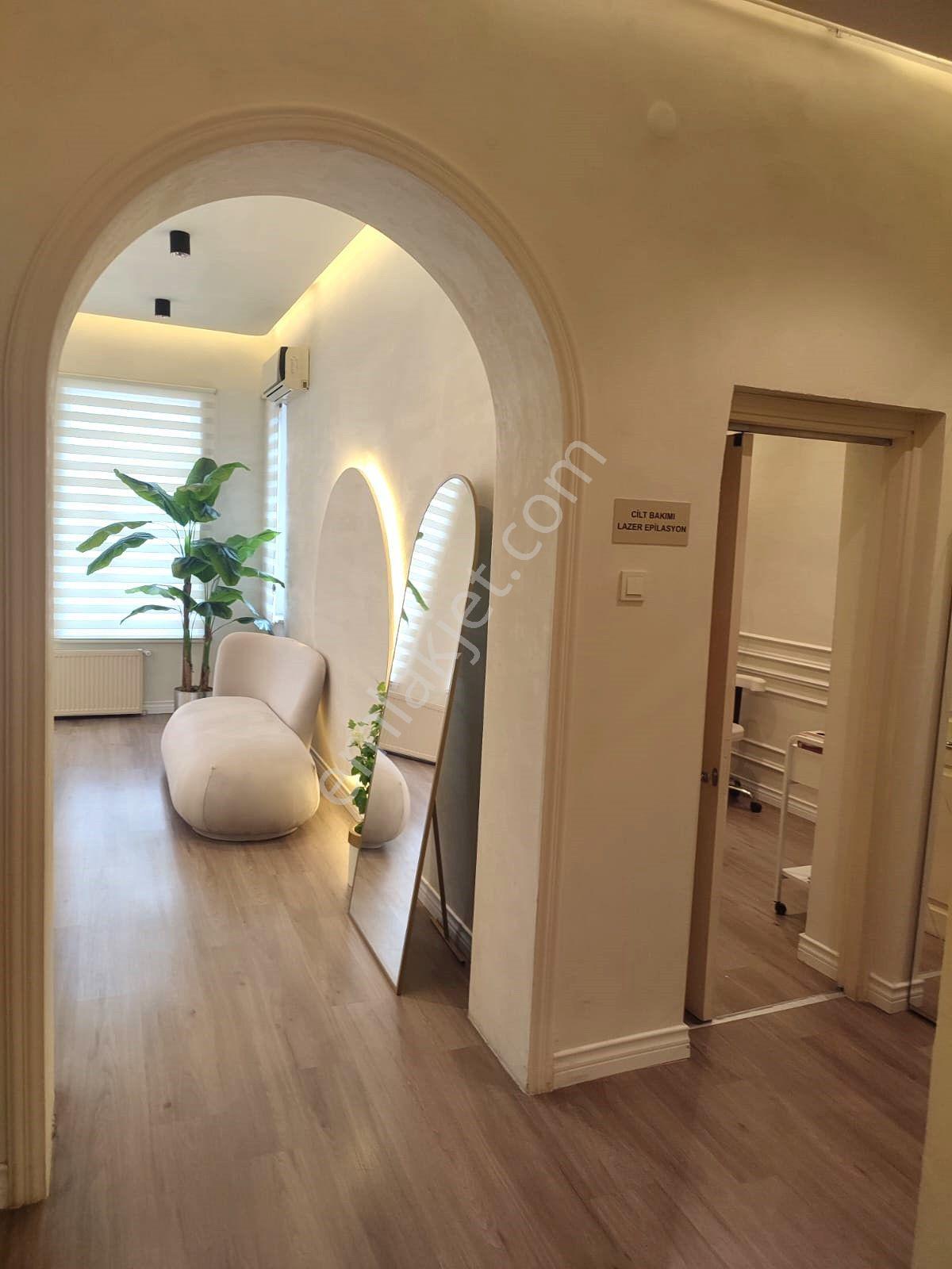 Suna Tabakçı'dan Şişli Ergenekon Caddesi Kiralık Ofis / İş Yeri - Görsel 19