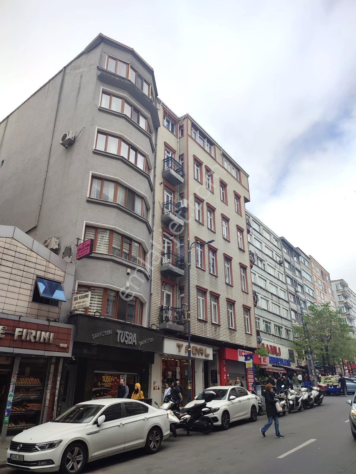 Suna Tabakçı'dan Şişli Ergenekon Caddesi Kiralık Ofis / İş Yeri - Görsel 34