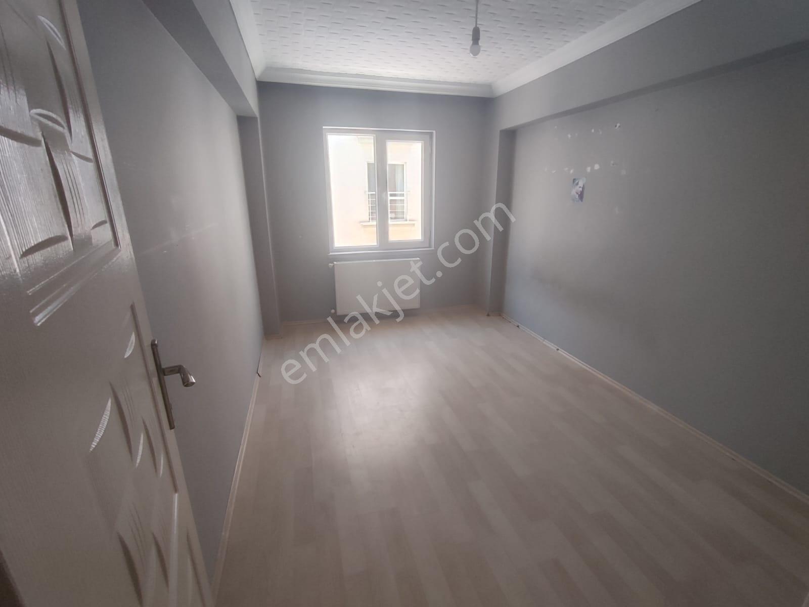 Eryaman Şeker'de Güzel Konumda Ara Katta Güney Cephe 2+1 Kiralık - Görsel 10