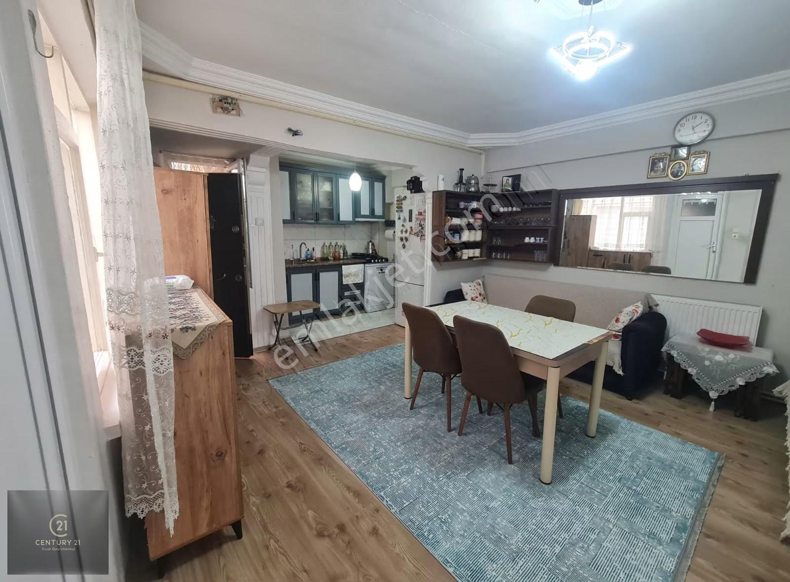 C21 Trust | Erdek Yalı Mah. Sahile 1 Sokak Mesafede Satılık 2+1 - Görsel 7