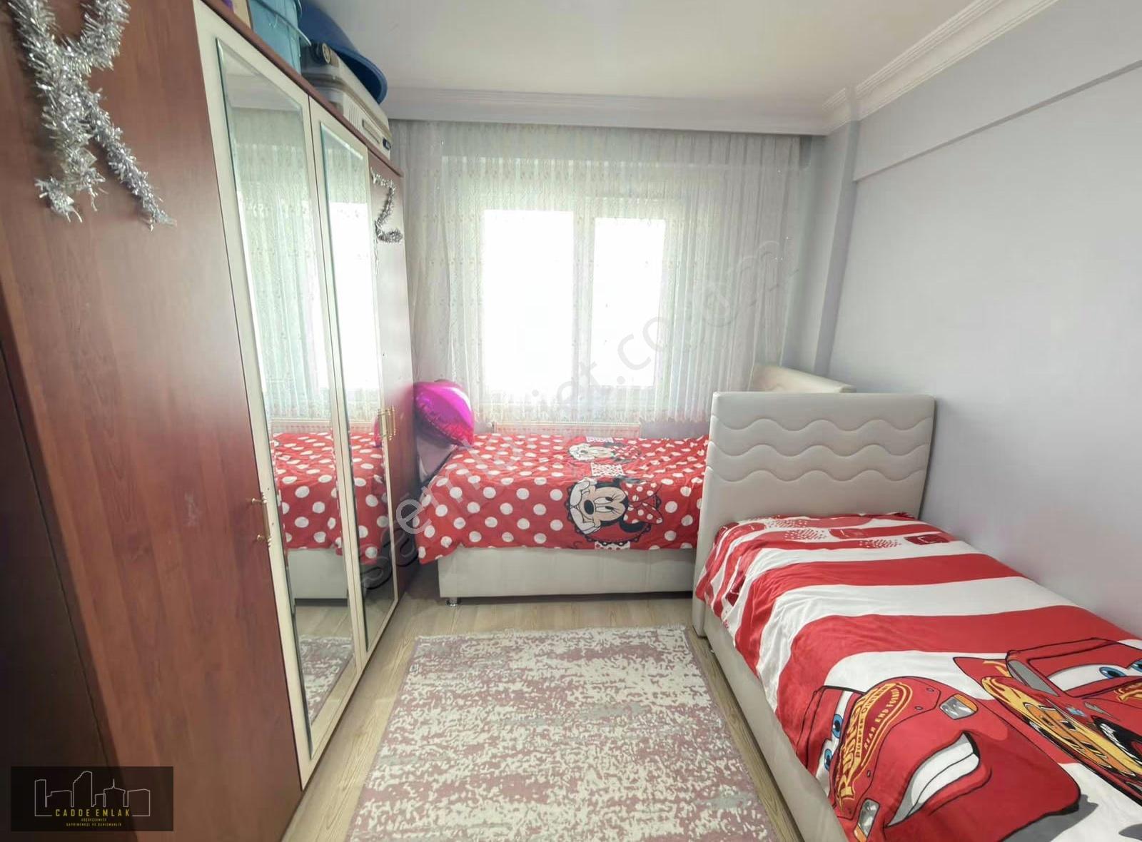 Küçükçekmece'de Satılık 2+1 Daire - Marmaray'a Yakın, Yatırımlık - Görsel 24