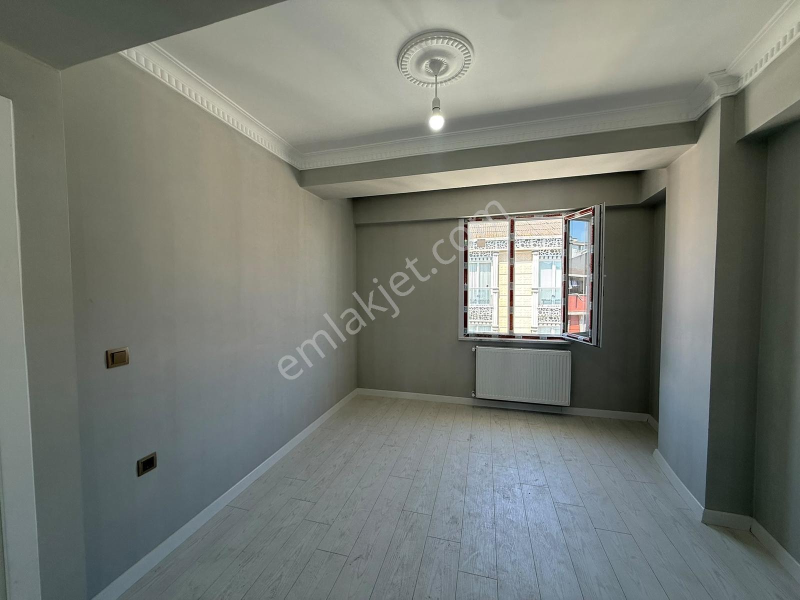 Esenyurt 'ta Sıfır Acill Satılık Full Cephe 2+1 Geniş Daire - Görsel 8