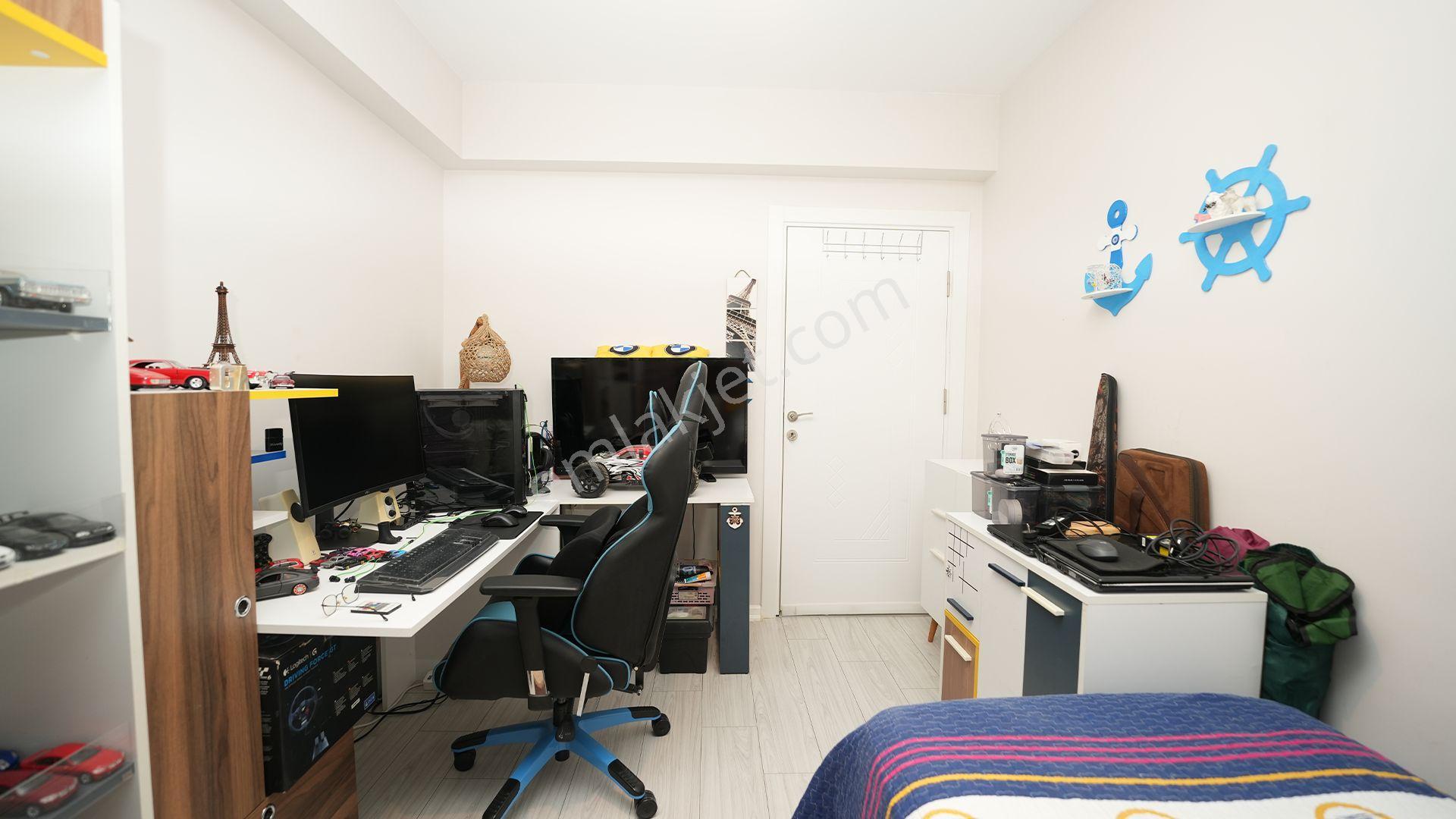C21 Cius; Denizpark Panoramada Havuzlu 3+1 Ara Kat Satılık Daire - Görsel 13