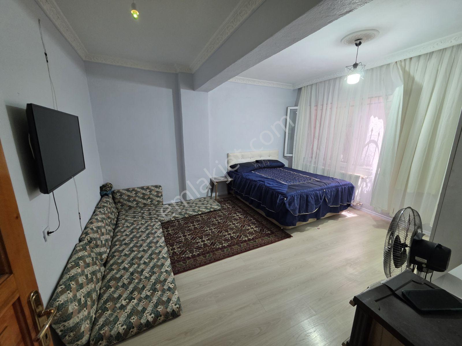 Mimar Emlak'tan Mehmet Akifte 26m² Hisseli 3+1 Giriş Kat - Görsel 12