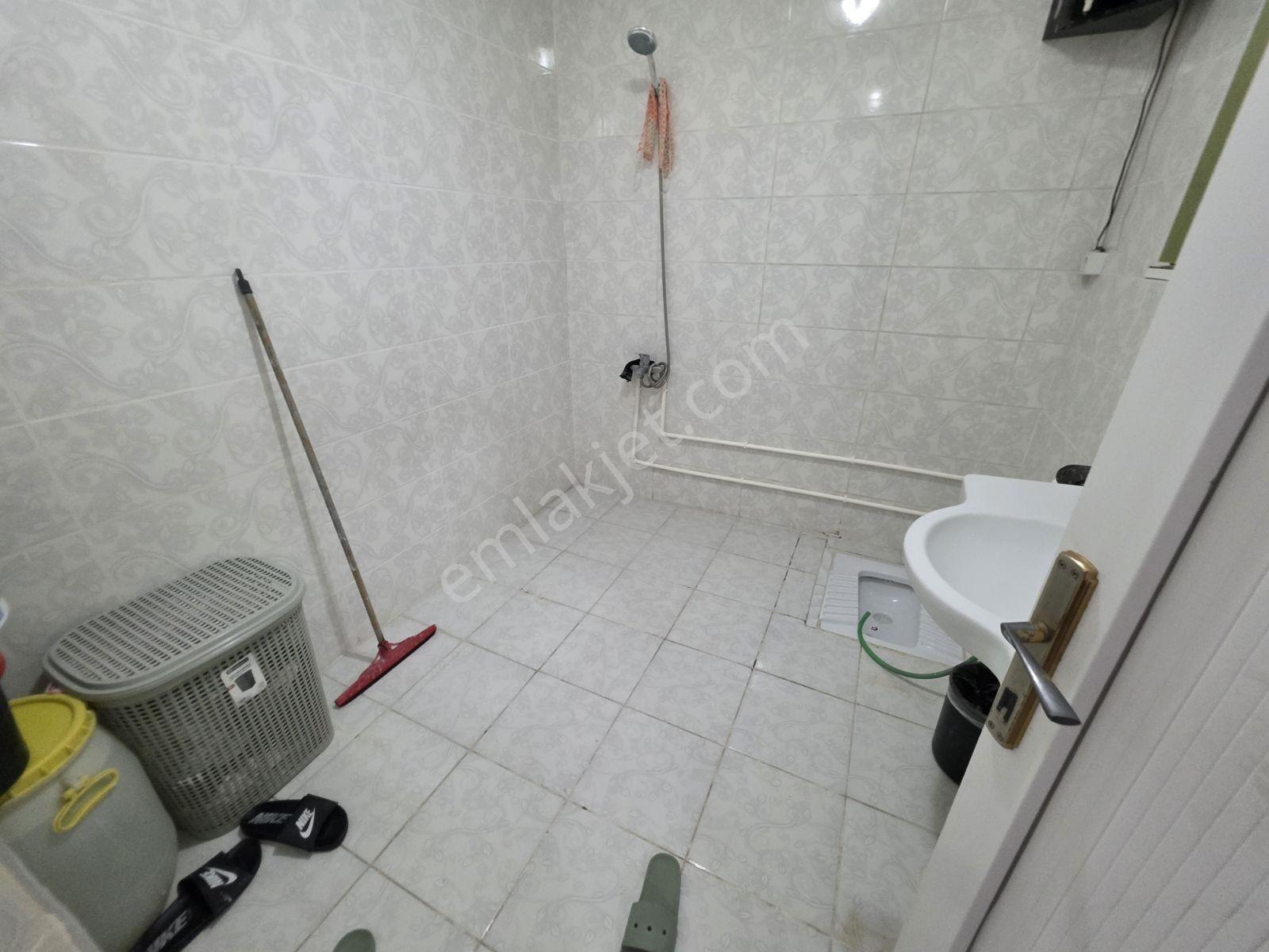 Mimar Emlak'tan Mehmet Akifte 26m² Hisseli 3+1 Giriş Kat - Görsel 6