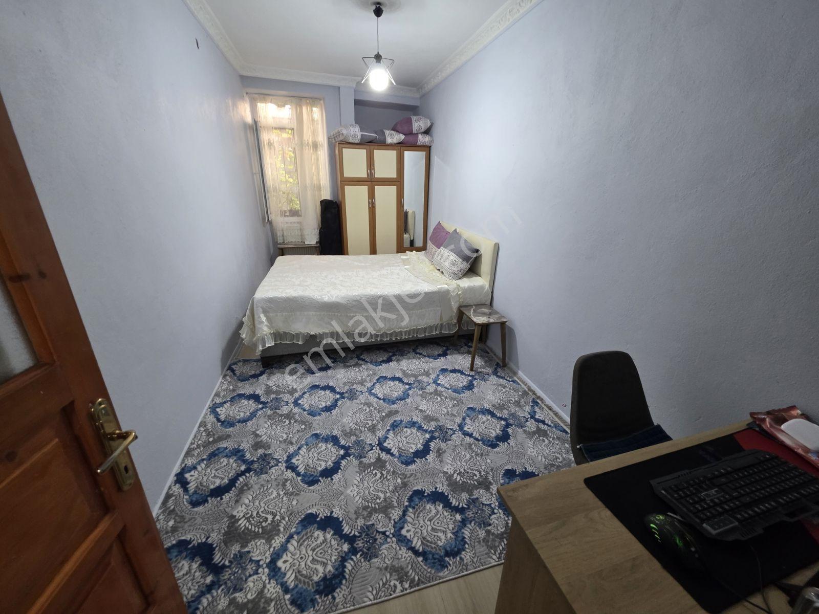 Mimar Emlak'tan Mehmet Akifte 26m² Hisseli 3+1 Giriş Kat - Görsel 15