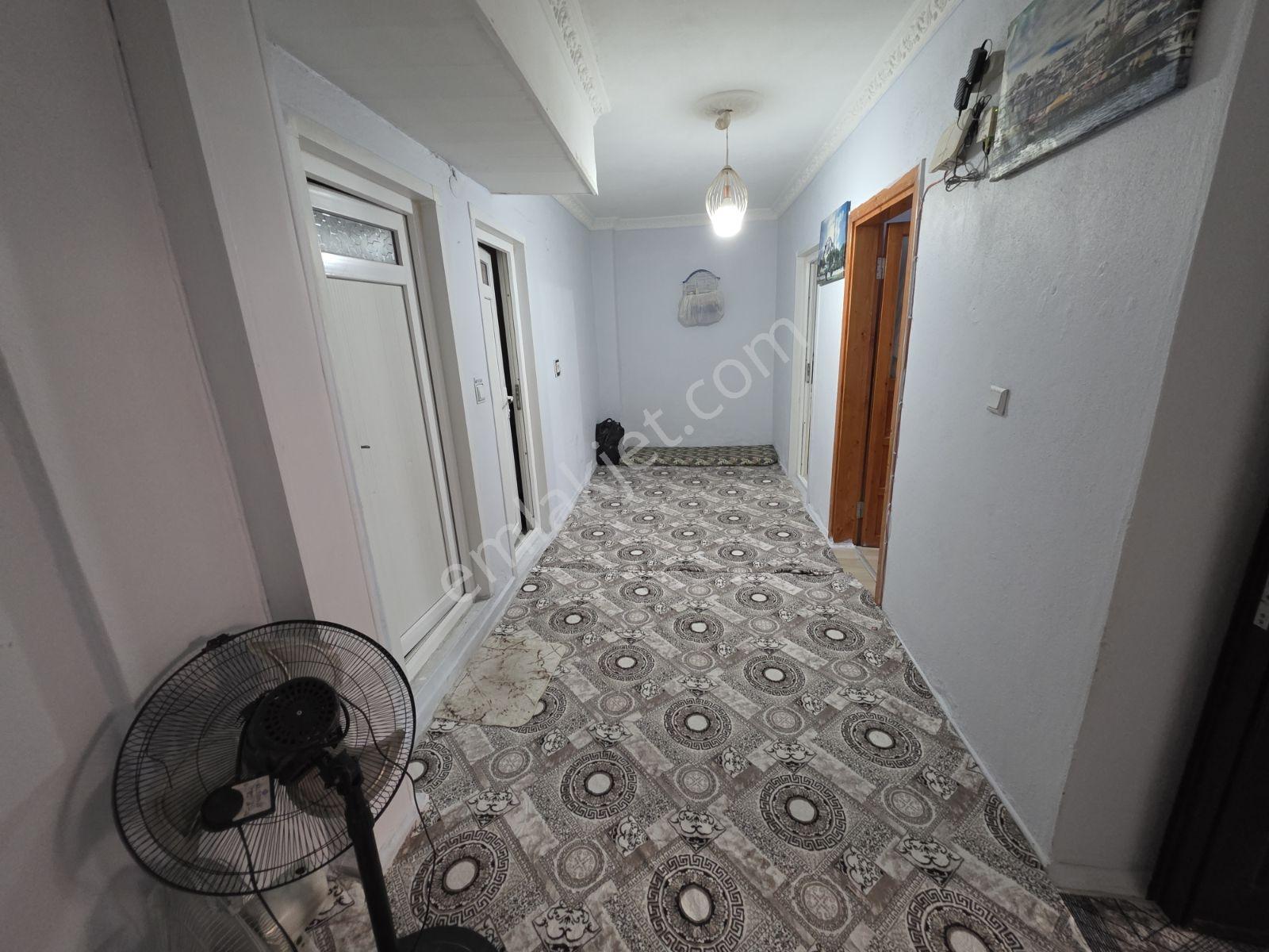 Mimar Emlak'tan Mehmet Akifte 26m² Hisseli 3+1 Giriş Kat - Görsel 14