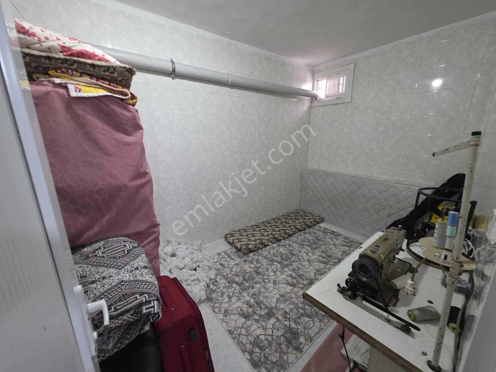 Mimar Emlak'tan Mehmet Akifte 26m² Hisseli 3+1 Giriş Kat - Görsel 3
