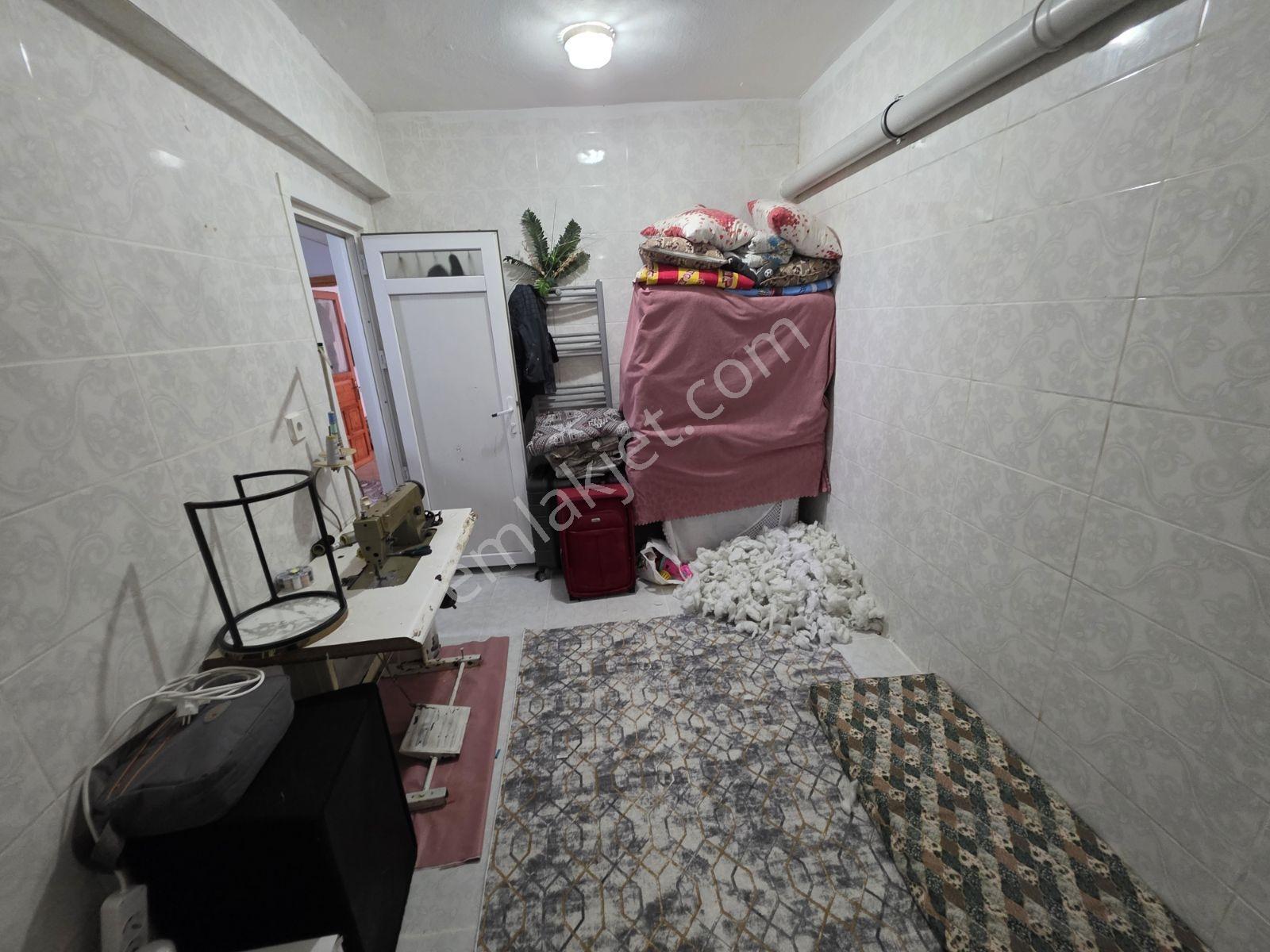 Mimar Emlak'tan Mehmet Akifte 26m² Hisseli 3+1 Giriş Kat - Görsel 5