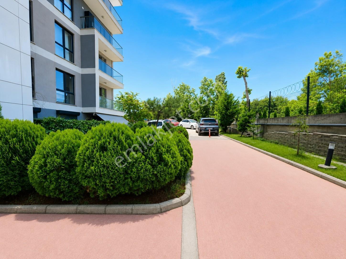 Aydınlı'da Güvenlikli Sitede 1+1 Kiralık Daire - Görsel 9