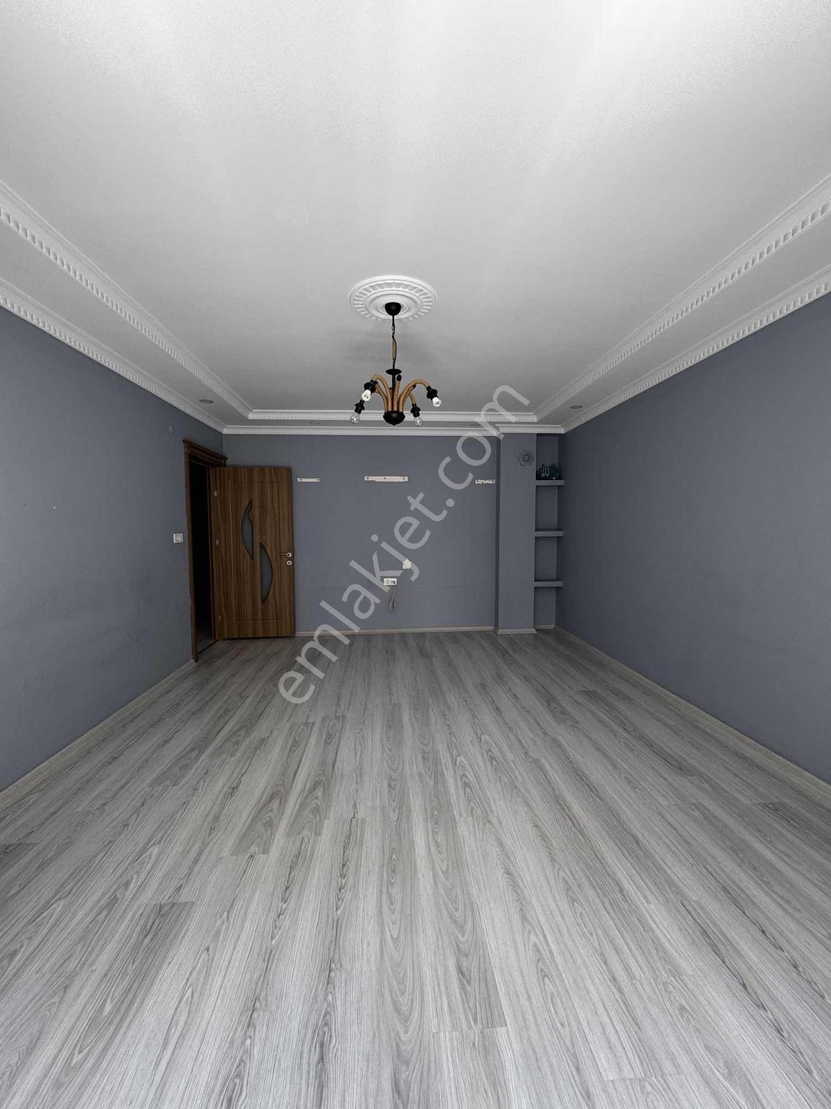 Atalay Caddesinde Kiralık 130 M2 3+1 Asansörlü Arakat Daire - Görsel 5