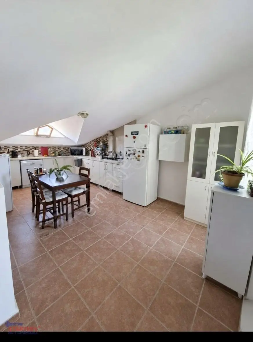 Startkey Pelit Datça'da Yıllık Eşyasız Kiralık Daire - Görsel 4