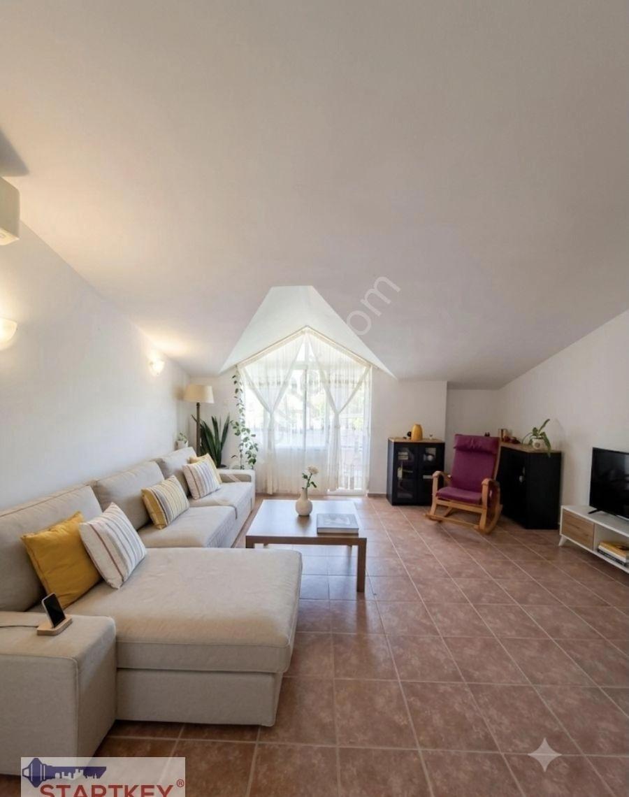 Startkey Pelit Datça'da Yıllık Eşyasız Kiralık Daire - Görsel 3