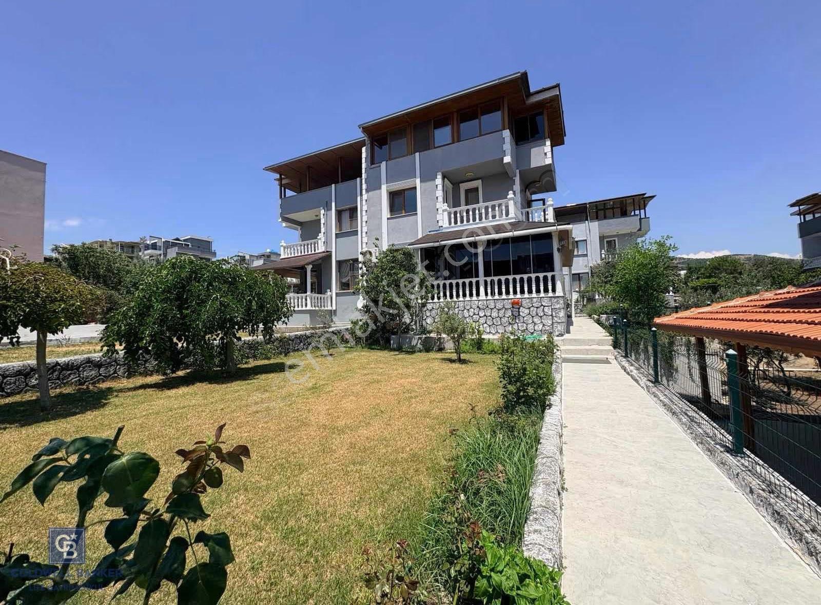 Çandarlı'da Deni Manzaralı Yazlık - Görsel 19