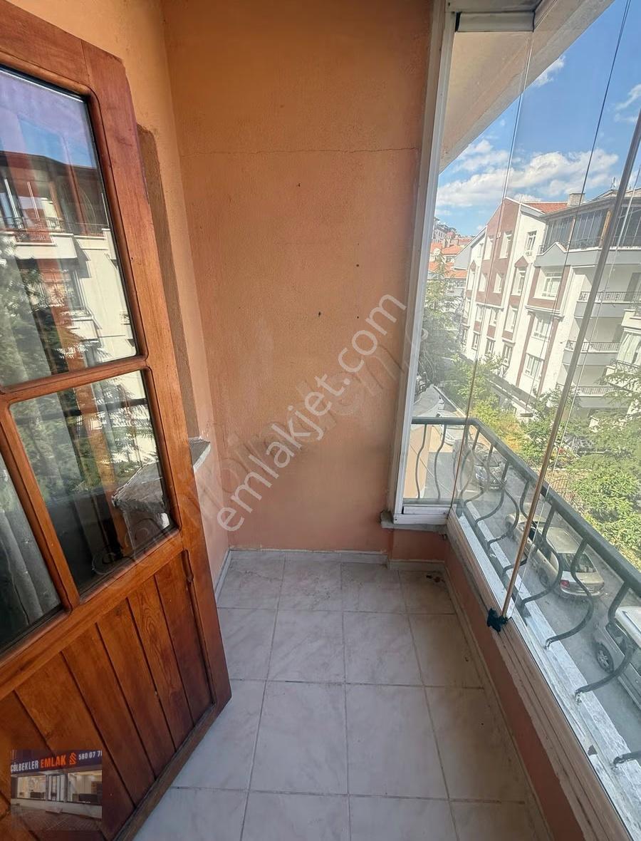 Bademlik Mah.de 3+1 Cadde Yakını Son Kat'ta Ön Cephe Çift Balkon - Görsel 24