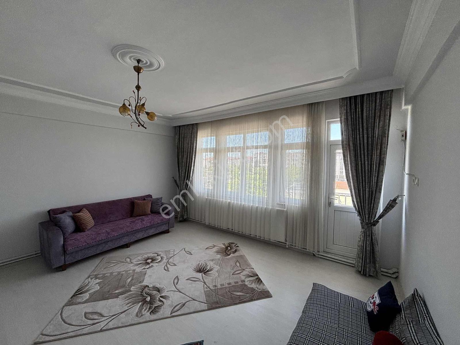 Emirefendi Mah.de Eşyalı Kiralık 3+1 160 Metrekare Daire - Görsel 18