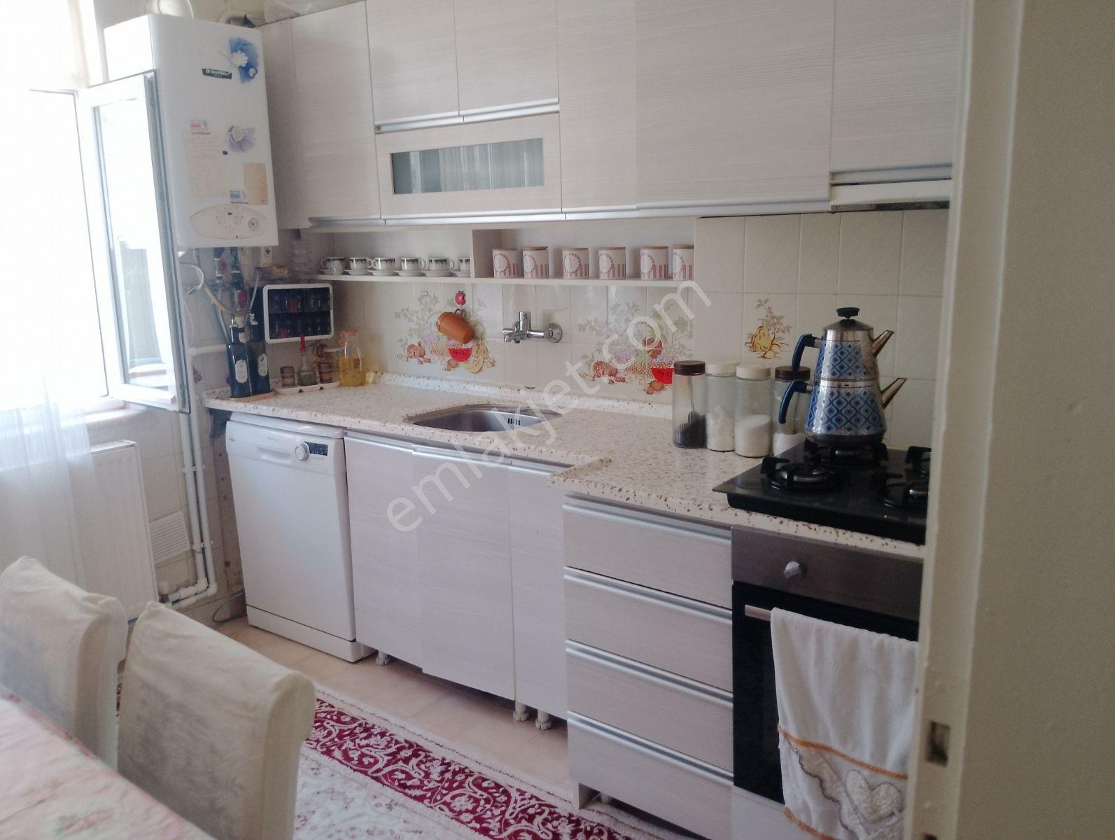 Körfez Mimar Sinan Mahallesi'nde Satılık Ara Kat 3+1 Daire - Görsel 12