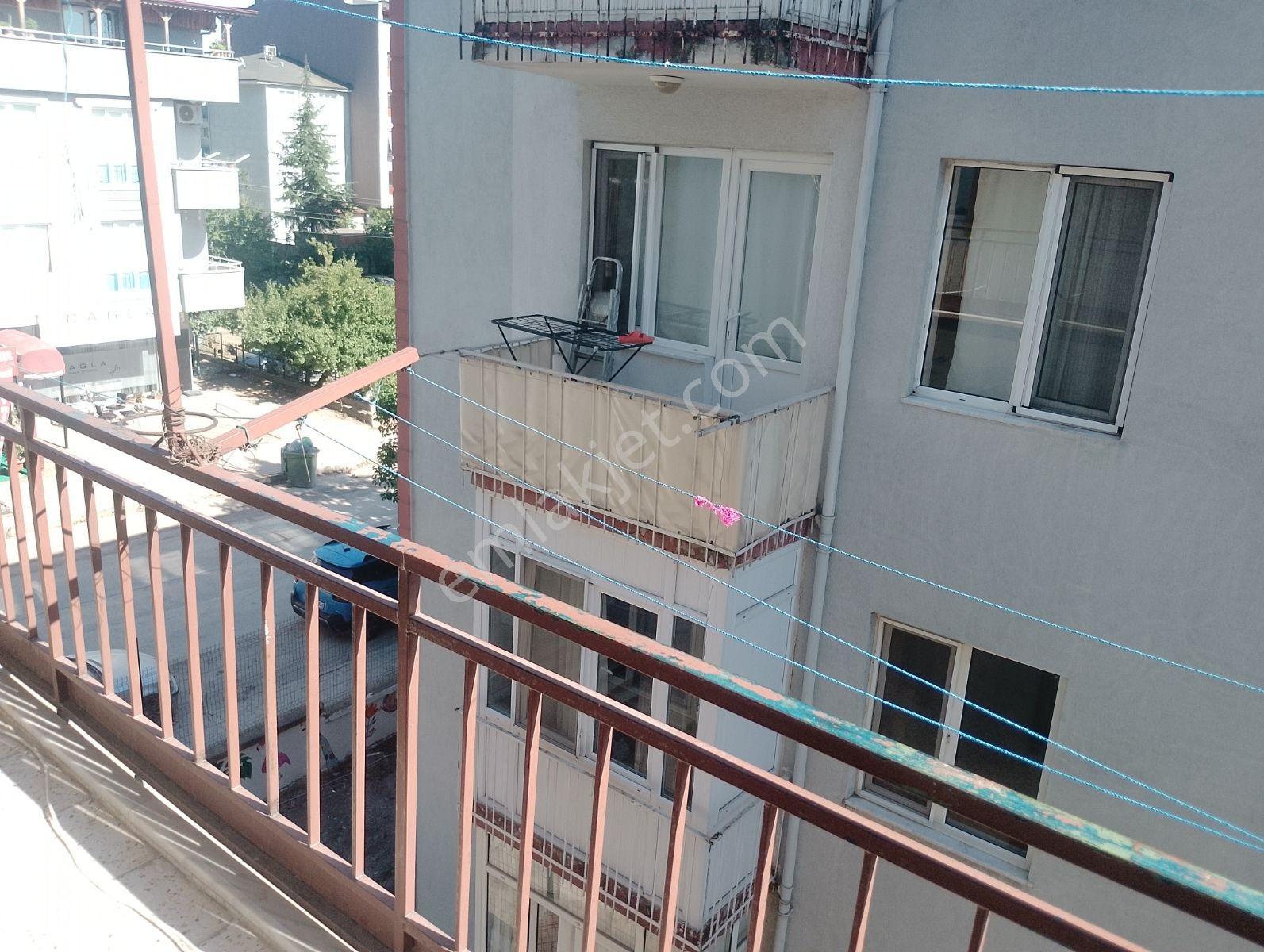 Körfez Mimar Sinan Mahallesi'nde Satılık Ara Kat 3+1 Daire - Görsel 13