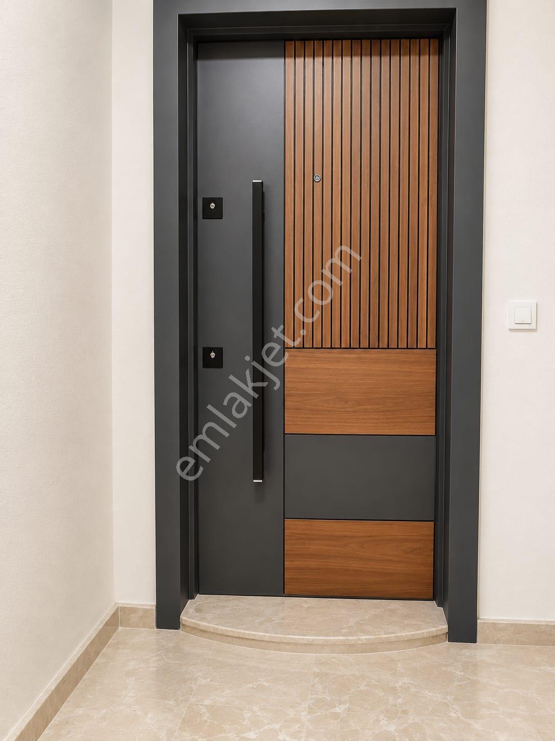 Foça Yenibağarası Mah. Kiralık 2+1 Bahçe Katı Daire - Görsel 6