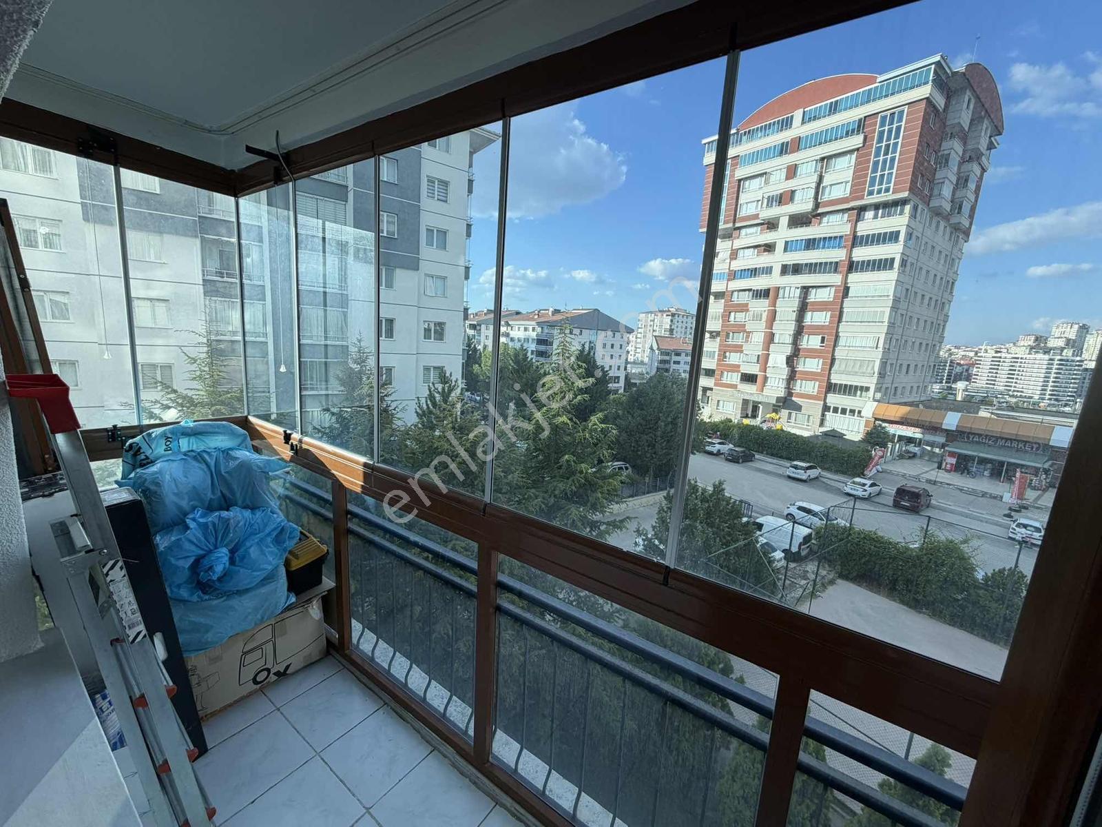 Ahi Mesutta Site İçerisinde Arakat Ön Cephe Satılık 3+1 Daire - Görsel 33