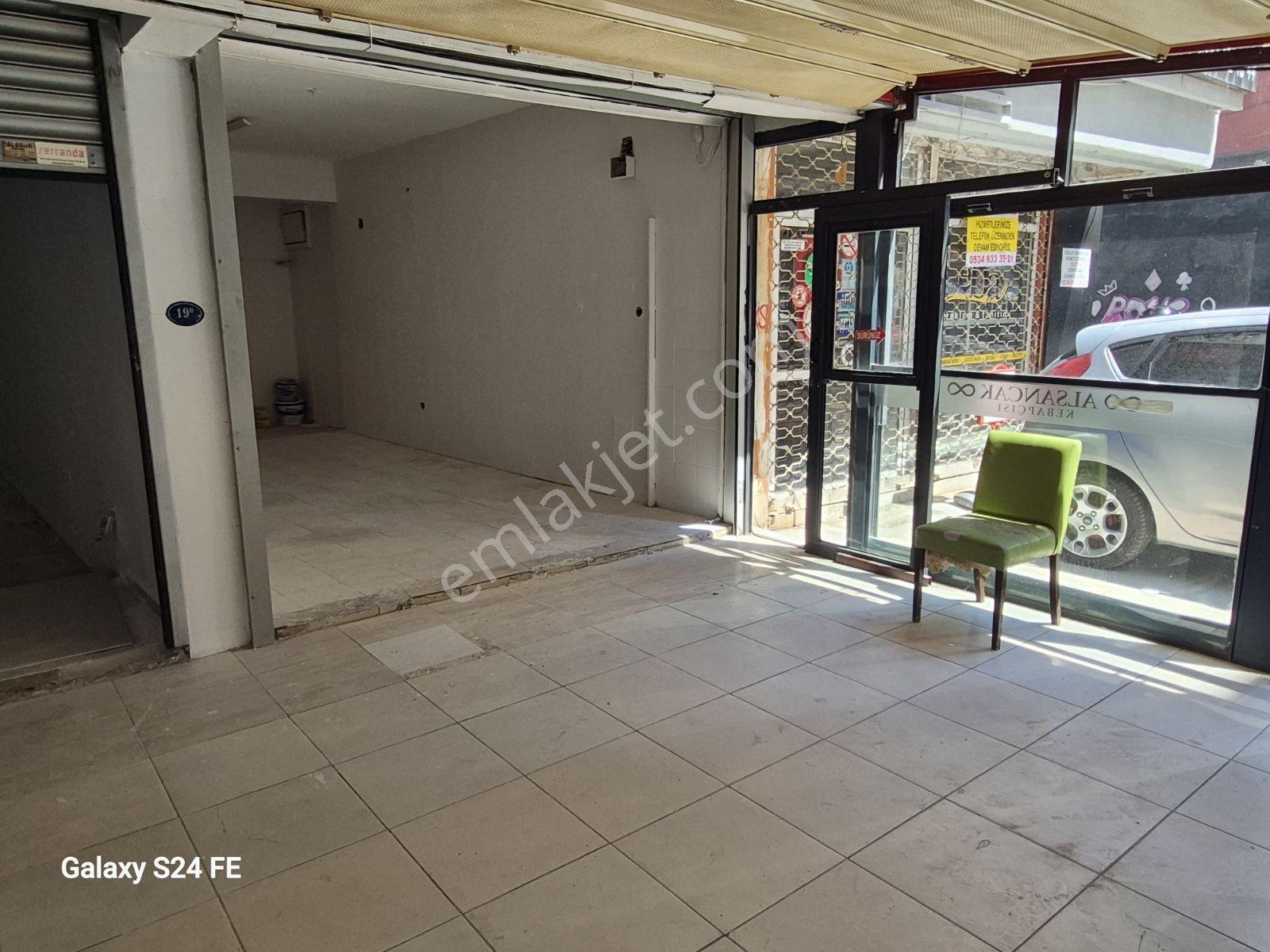 Alsancak Merkezde Büyük Bahçe Kullanımlı Kiralık 3 Dükkan - Görsel 6