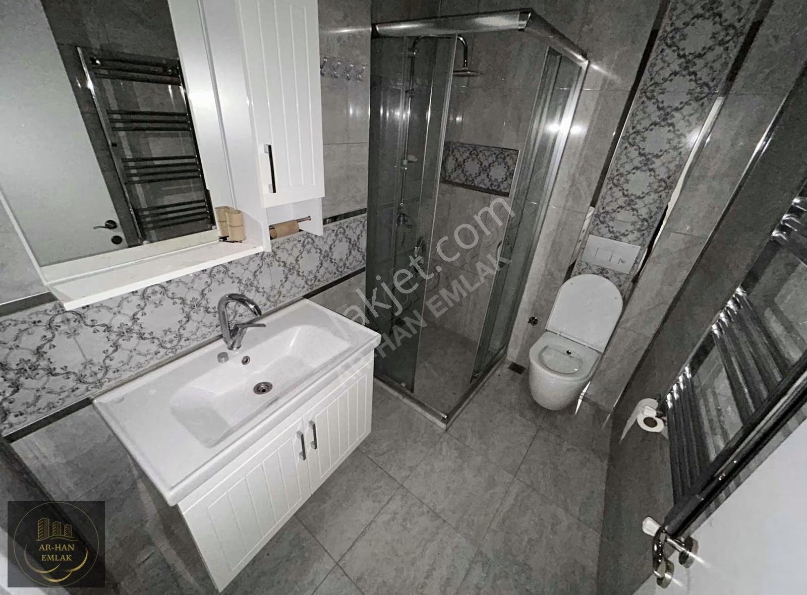 Ar-han Emlak'tan Şehir Merkezinde Yenilenmiş 2+1 Kiralık Daire - Görsel 3