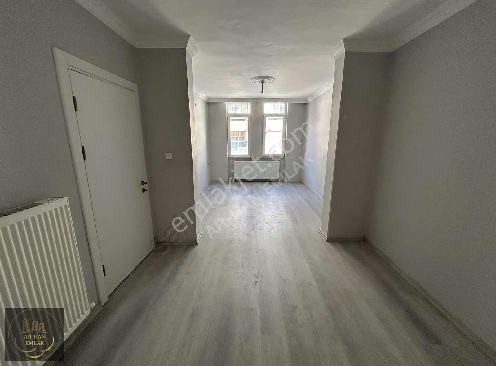 Ar-han Emlak'tan Şehir Merkezinde Yenilenmiş 2+1 Kiralık Daire - Görsel 17