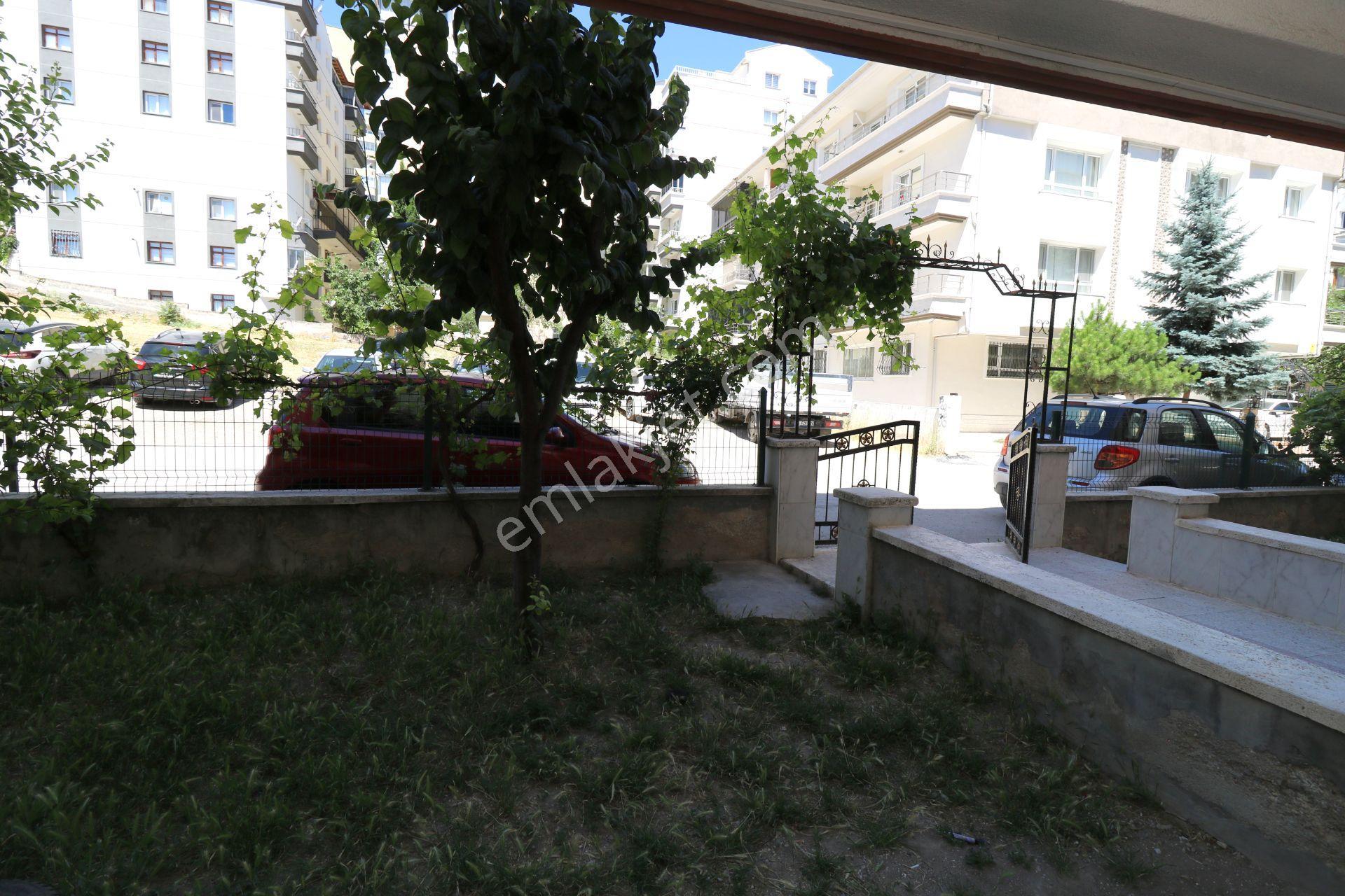 Emre Emlak'tan Atakent'te Tren İstasyonuna Yakın Ön Cephe 2+1 Kiralık Daire - Görsel 25