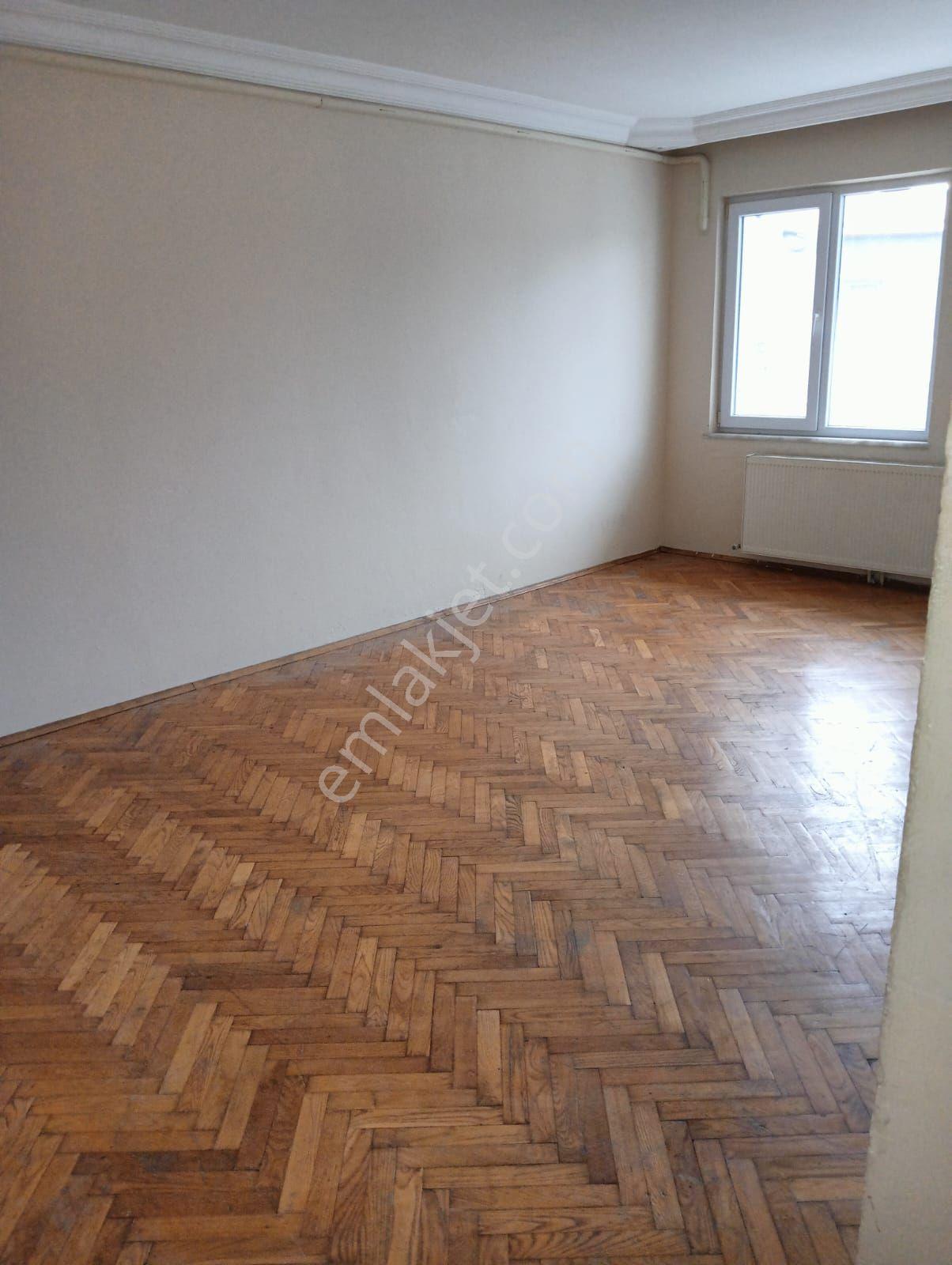 Wisrem'den Teyyaredüzü Mh Merkezi Konumda Kiralık Geniş 3+1 Daire - Görsel 12