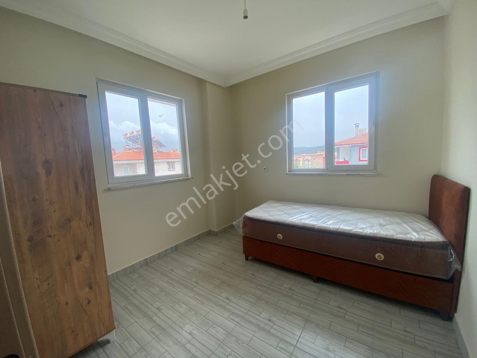 Muğla Körekli'de Üniversiteye Çok Yakın 1+1 Eşyalı Kiralık Daire - Görsel 11