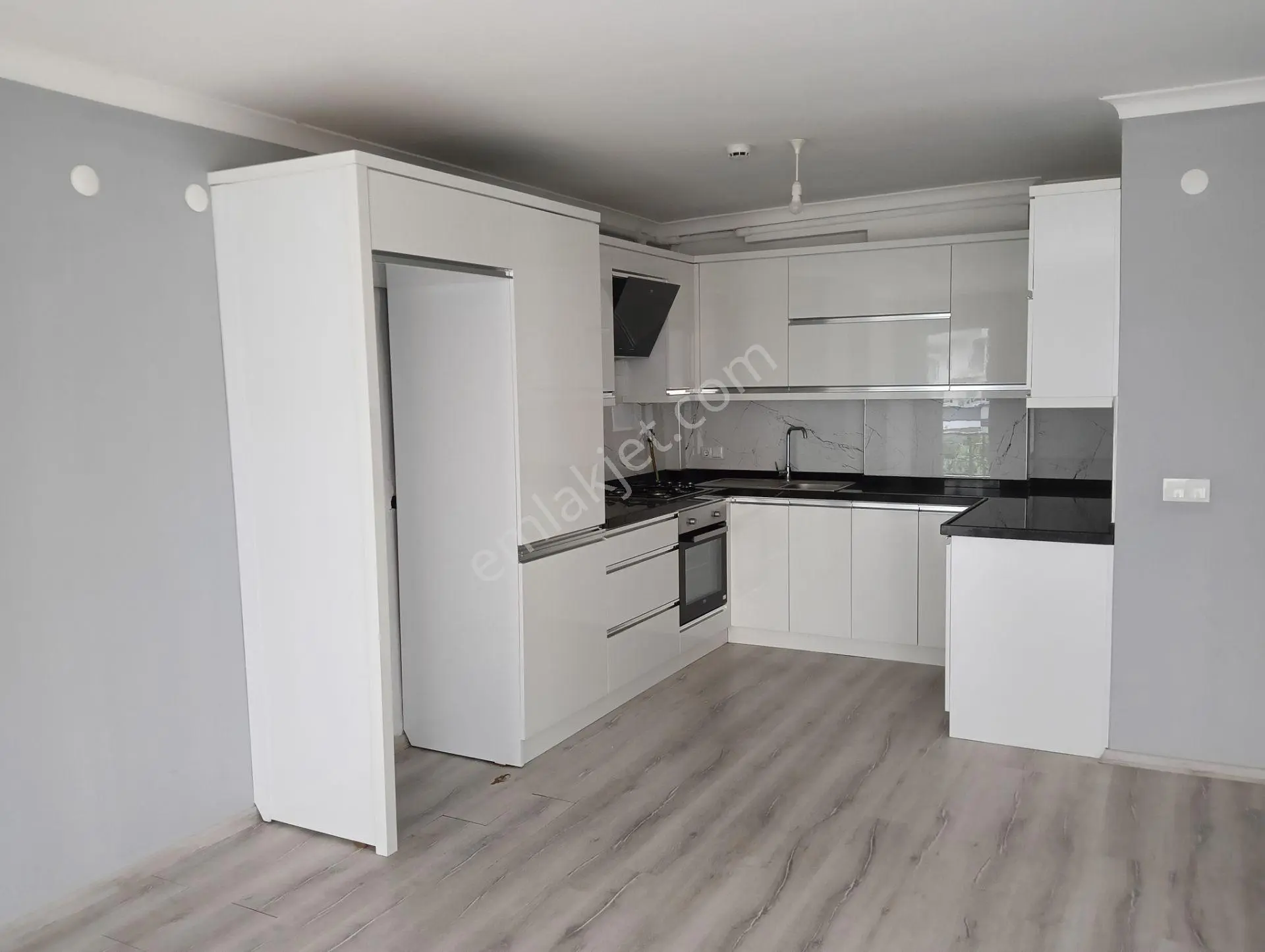 Wisrem'den Teyyaredüzünde Sıfır Ayarında Kiralık 2+1 - Görsel 2