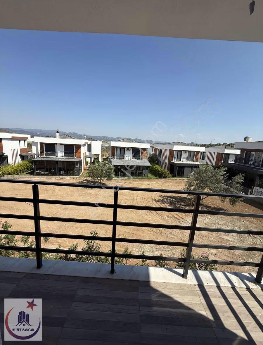 Kuzey Sancaktan Müstakil Kiralık Villa - Görsel 16