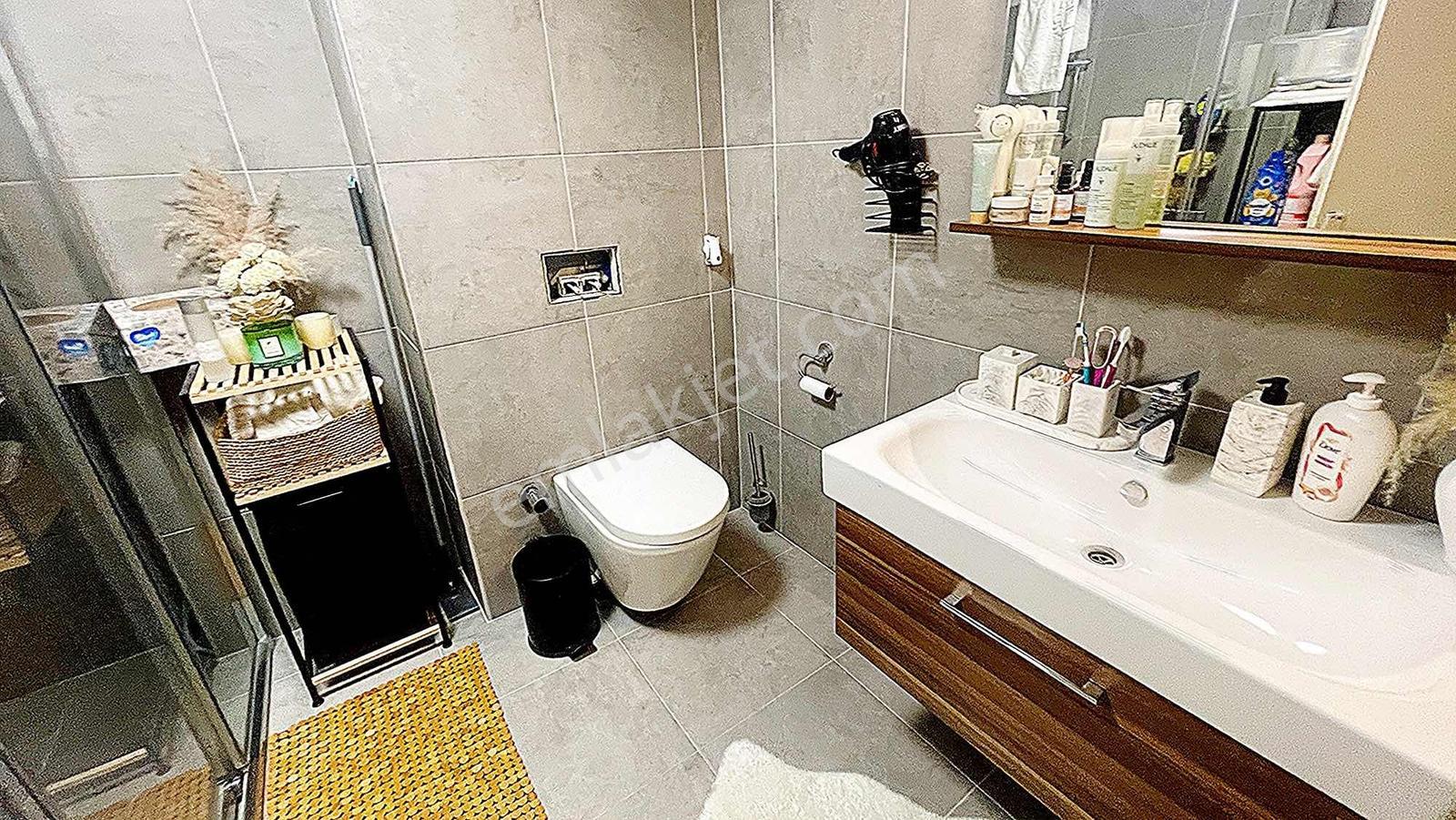 Acıbadem Çesan Sitesi 80 M² Eşyalı 2+1 - Görsel 6
