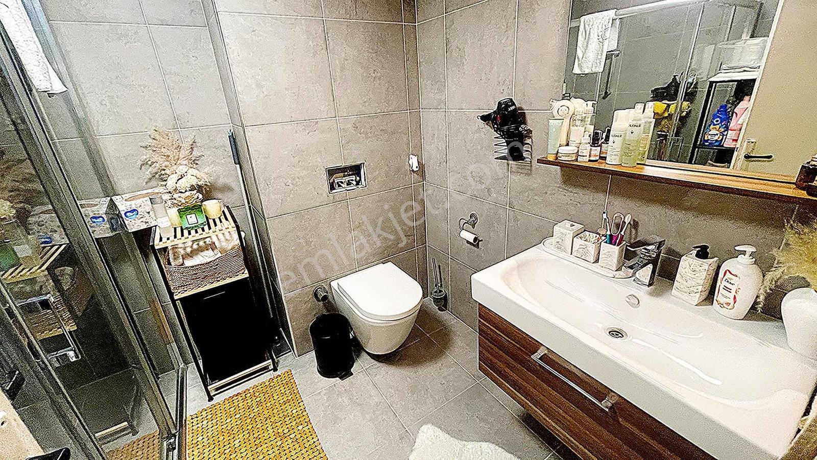 Acıbadem Çesan Sitesi 80 M² Eşyalı 2+1 - Görsel 11