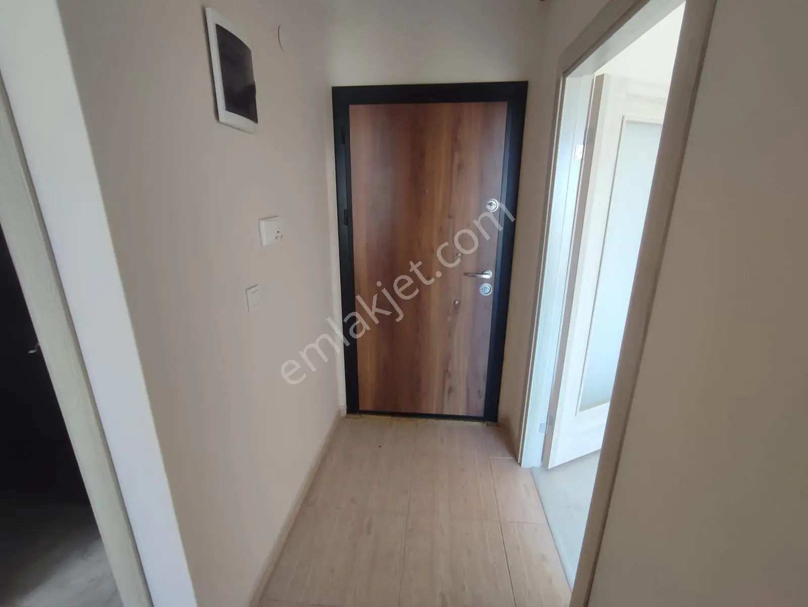 Ahmet Yesevi De Ana Cadde Üzeri Açık Balkonlu 2+1 Kiralık Daire - Görsel 18