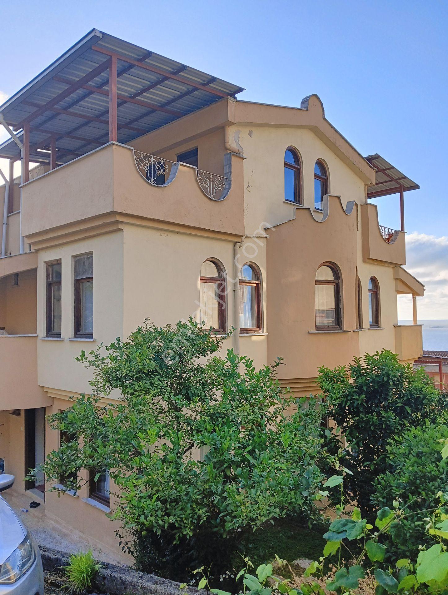 Wisrem'den Keşap-tepeköy'de Satılık Fırsat Tripleks Villa - Görsel 8