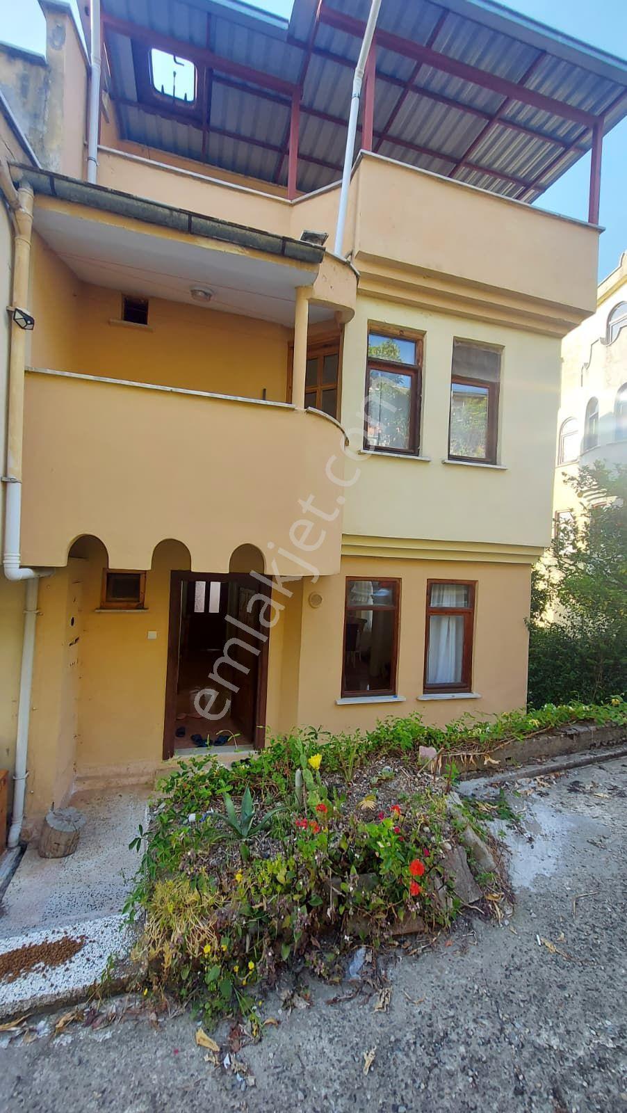 Wisrem'den Keşap-tepeköy'de Satılık Fırsat Tripleks Villa - Görsel 12