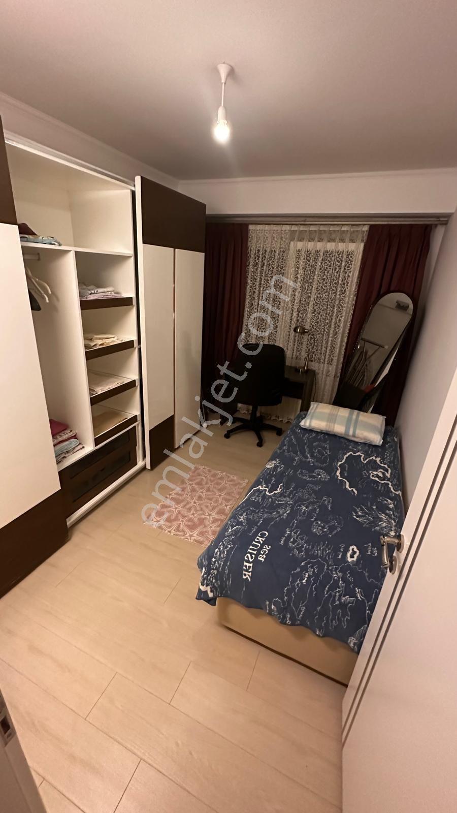 Güzelyalıda Eşyalı Deniz Manzaralı Müstakil Villa - Görsel 19